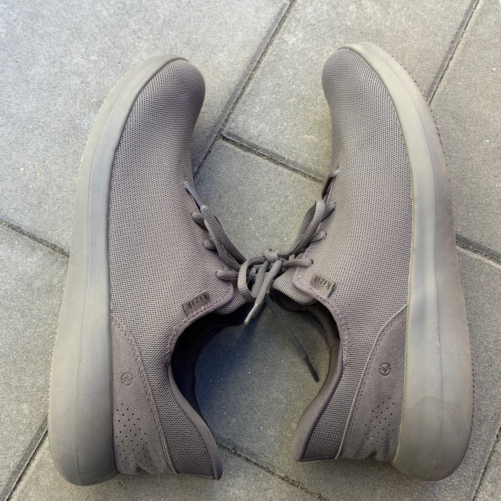 Kizik Madrid Eco-Knit Gray Comfort Running Shoes Low Sneakers Men 13 women 14.5